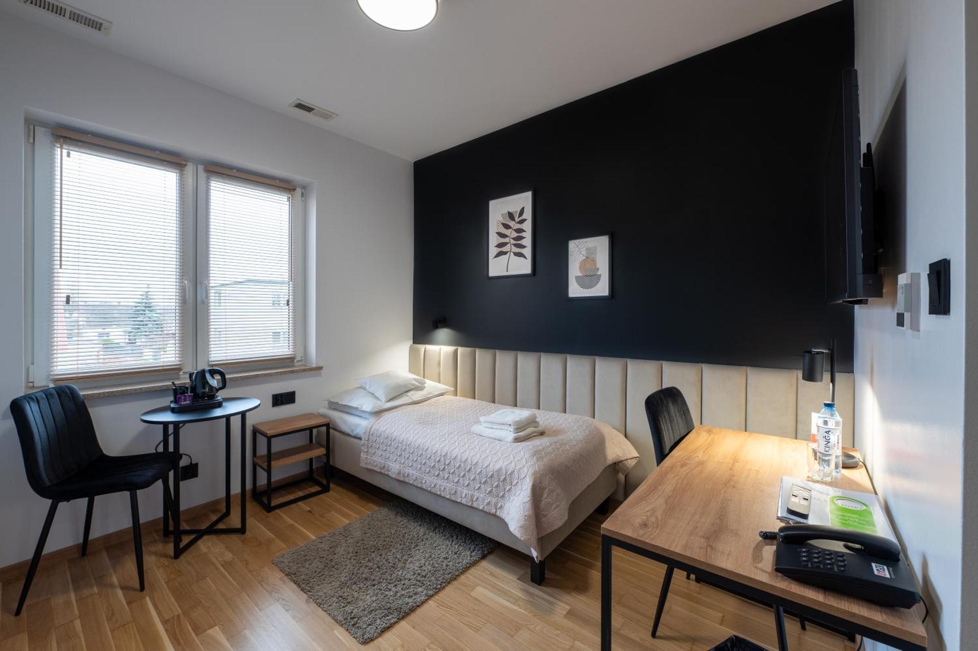 Hotel Reslinski Гродзиск-Велькопольский Экстерьер фото